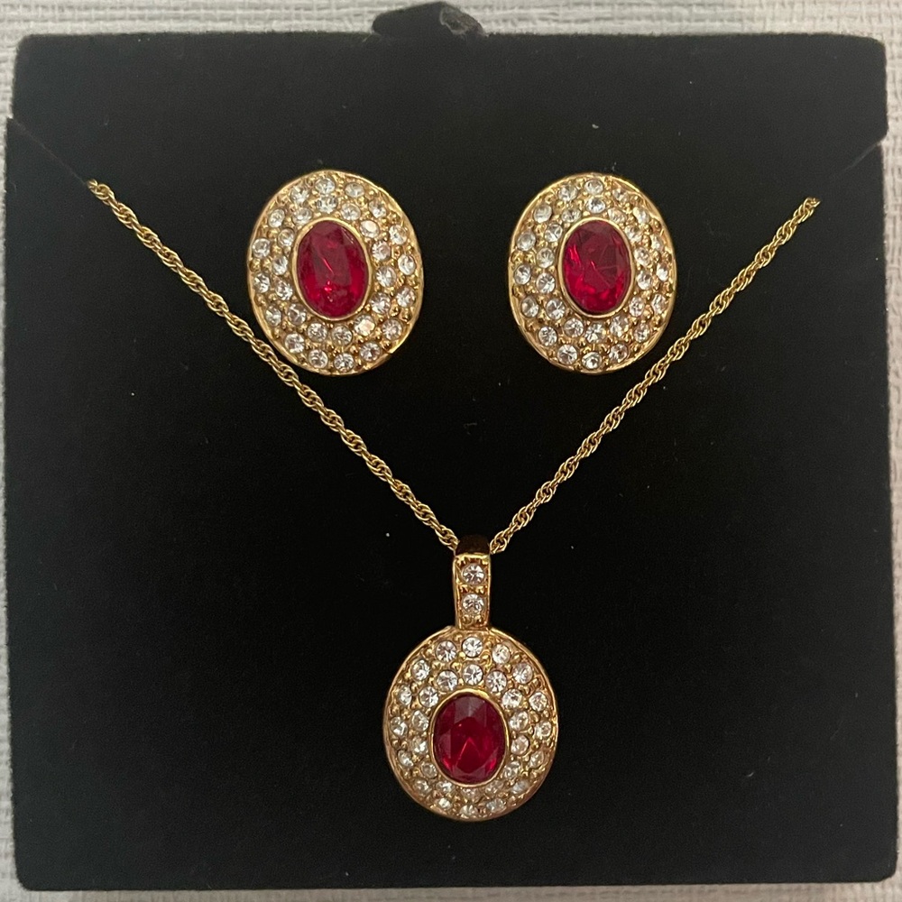 Vintage Ruby Red Rhinestone and Gold tone matching necklace and earrings